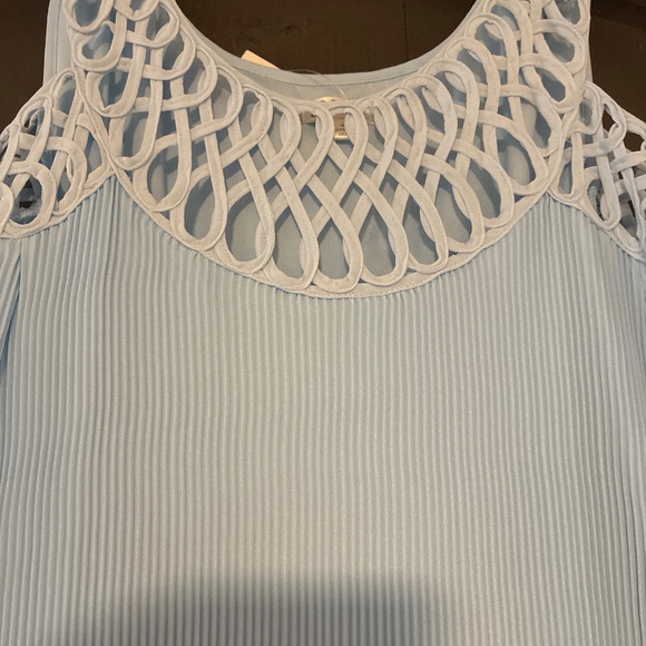 Dress - Picture 3 of 5